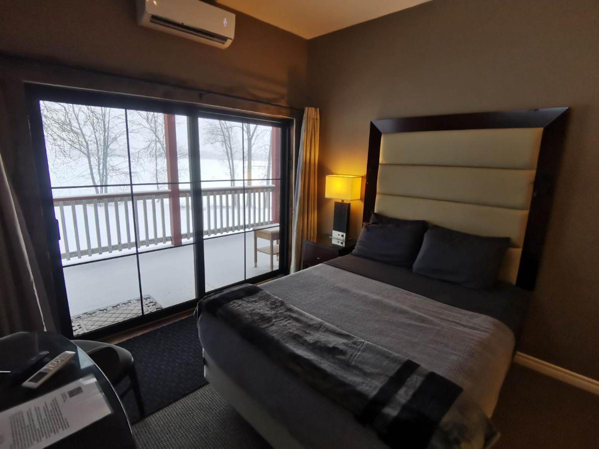 Stoco Lake Lodge Tweed 外观 照片