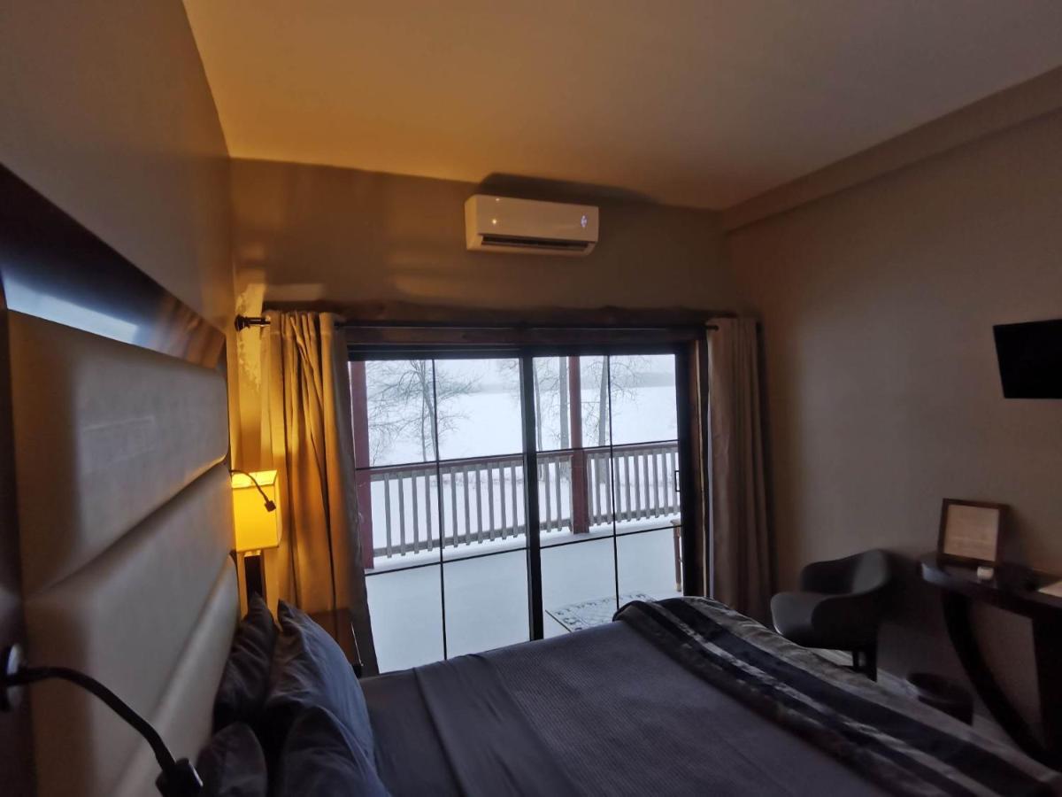 Stoco Lake Lodge Tweed 外观 照片