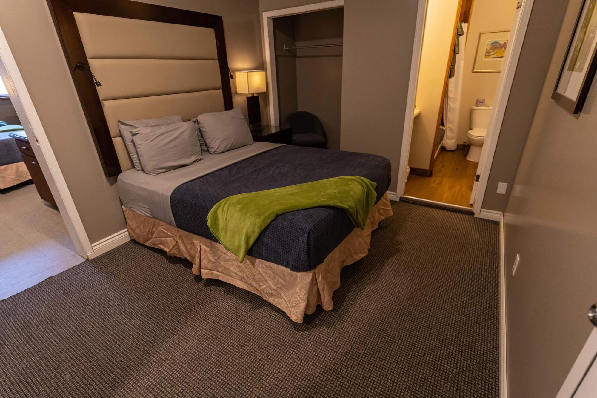 Stoco Lake Lodge Tweed 客房 照片