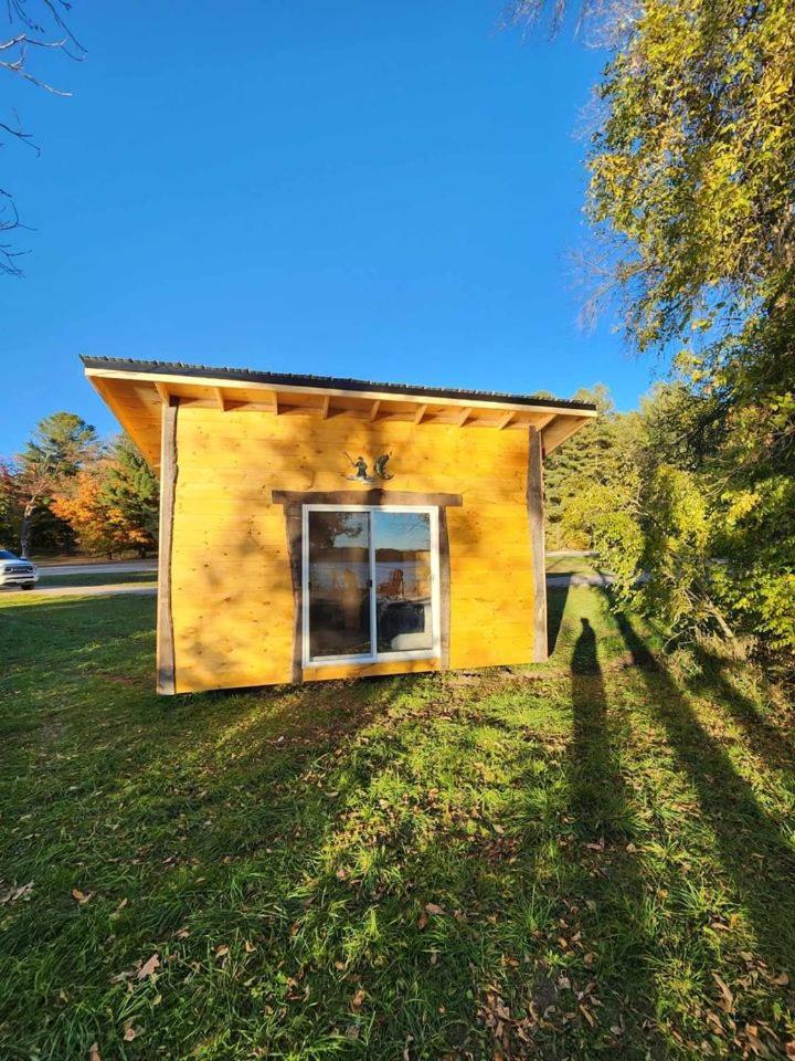 Stoco Lake Lodge Tweed 外观 照片
